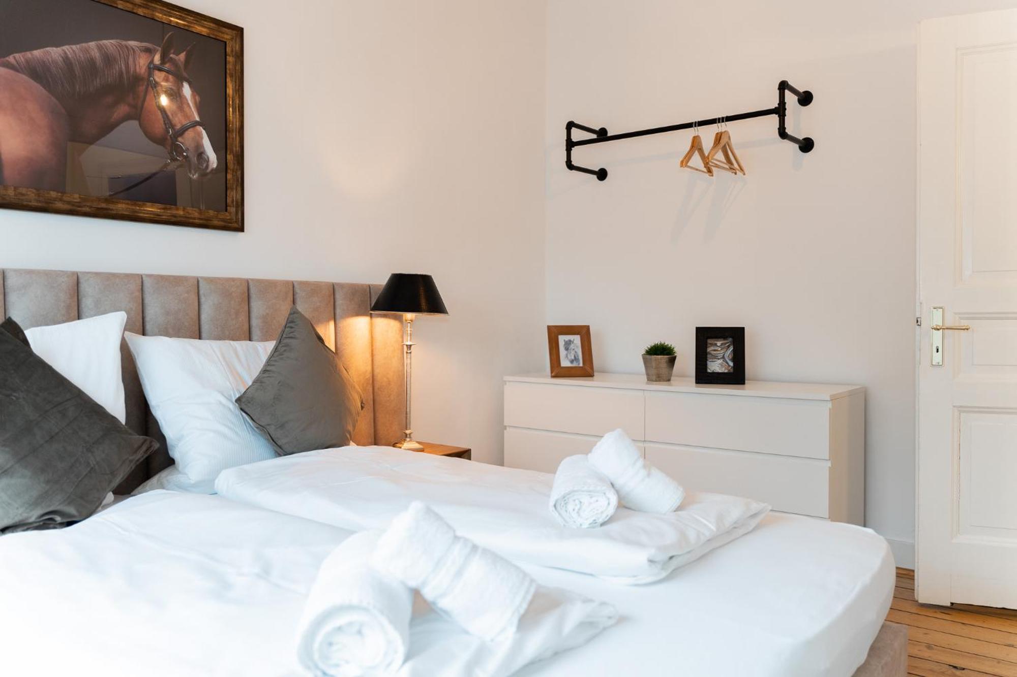 Moderne Apartments City Stadtnah -Junik Apartments Дуйсбург Екстериор снимка