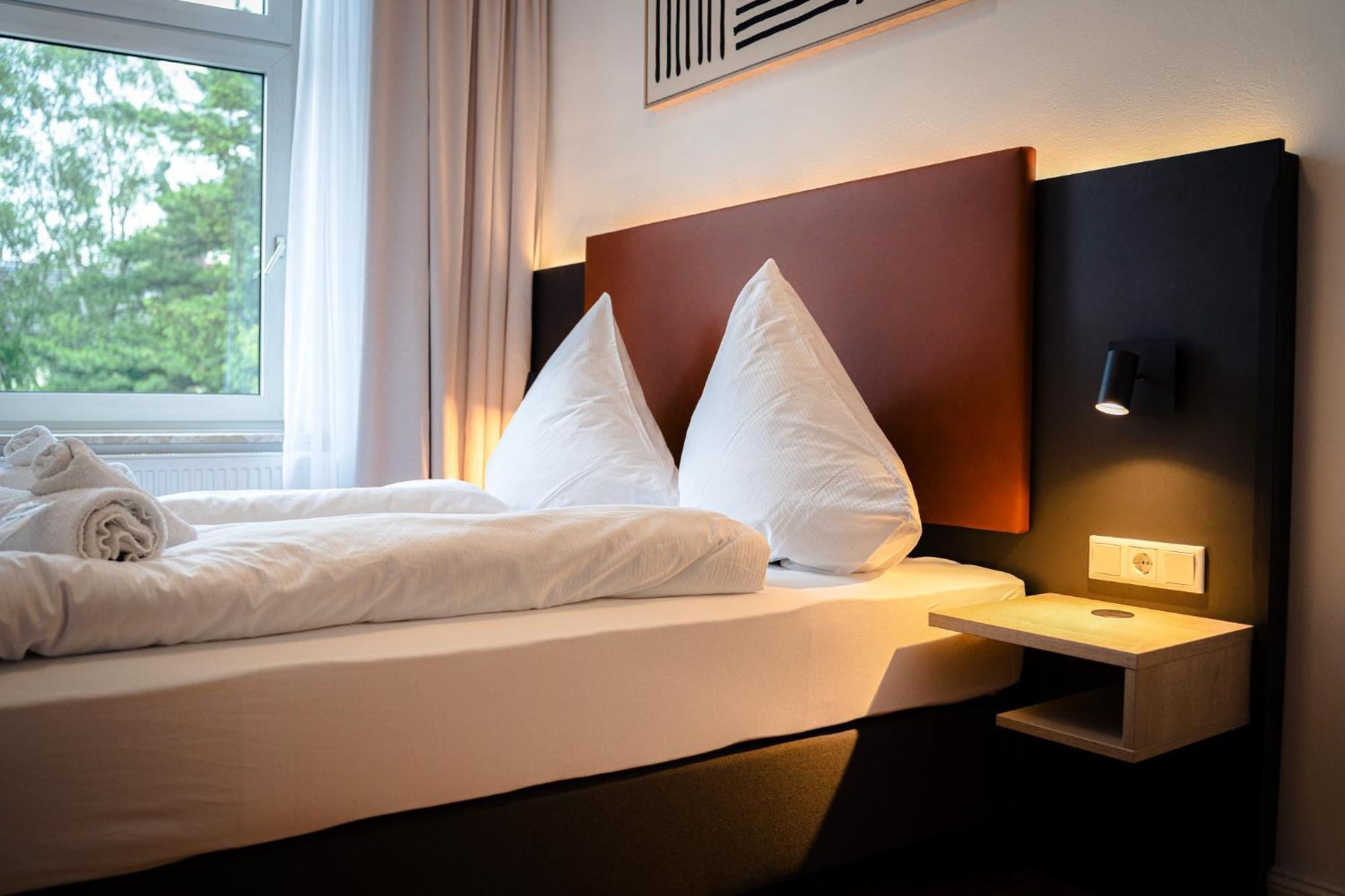 Moderne Apartments City Stadtnah -Junik Apartments Дуйсбург Екстериор снимка