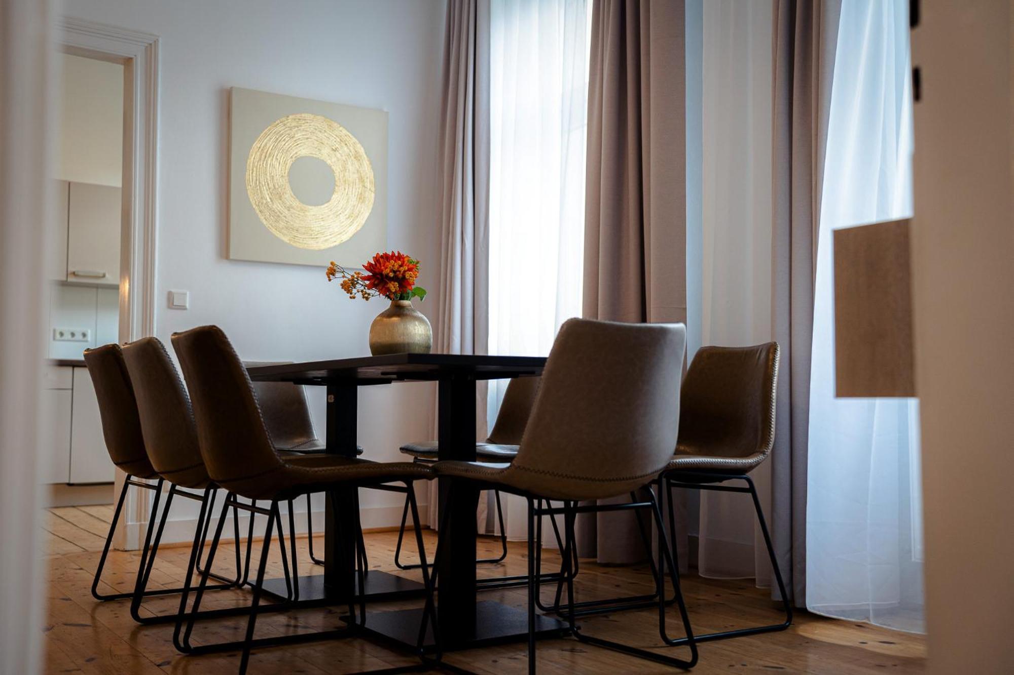 Moderne Apartments City Stadtnah -Junik Apartments Дуйсбург Екстериор снимка