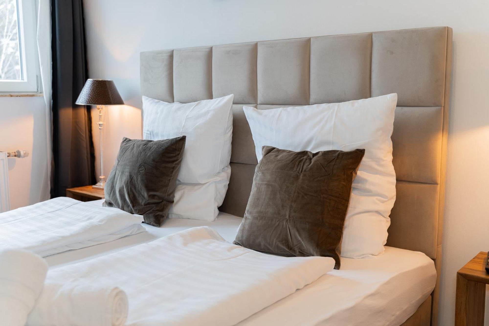 Moderne Apartments City Stadtnah -Junik Apartments Дуйсбург Екстериор снимка